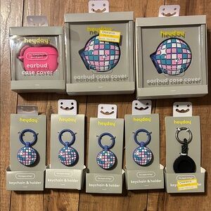Heyday Checkered Earbud Cases and Keychains Set for AirTags
